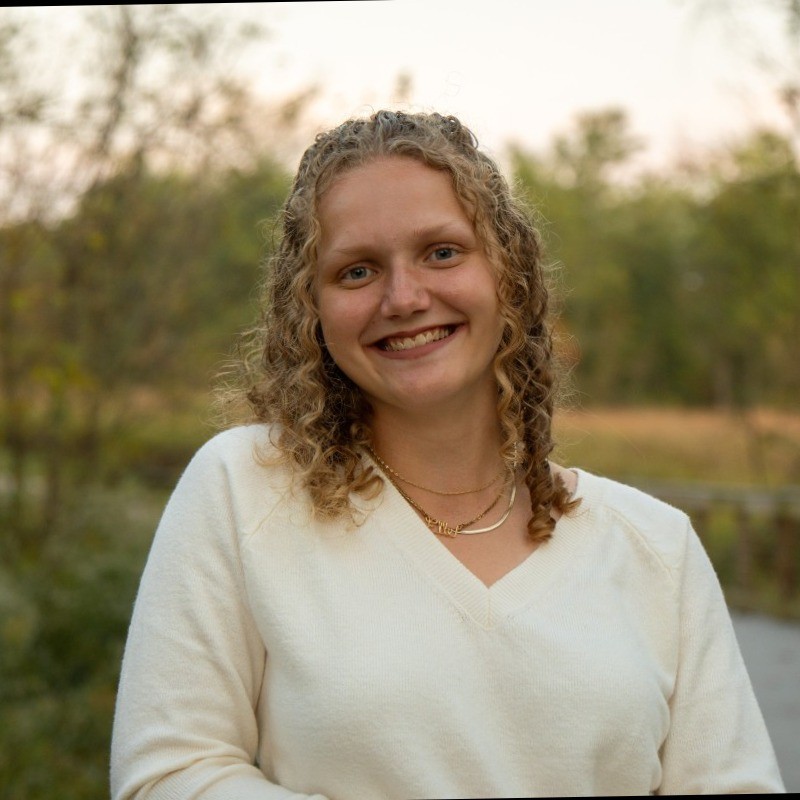 Elle Pasquillini